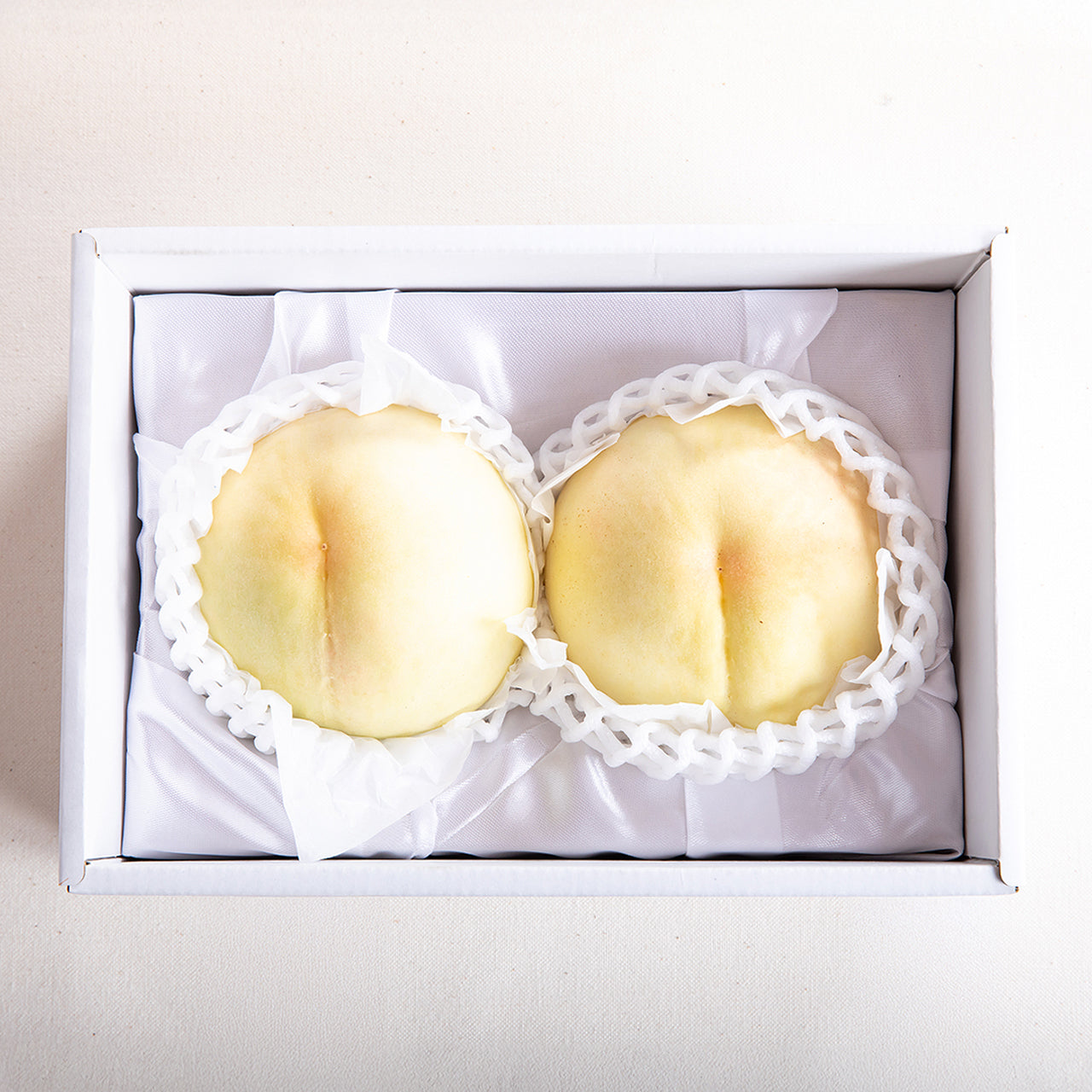 【Snow Peach】310g~400g × 2個入 or 5個入（化粧箱入）